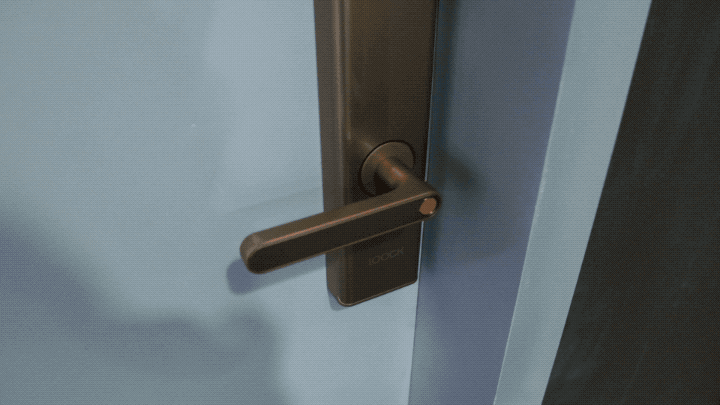 装上这把「秒开」的门锁,感觉记性不好的我得到了拯救